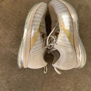 Brooks Cream and Gold Athletic shoes | Women 8